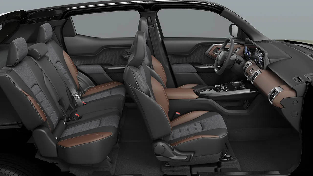 Interior e-Vitara